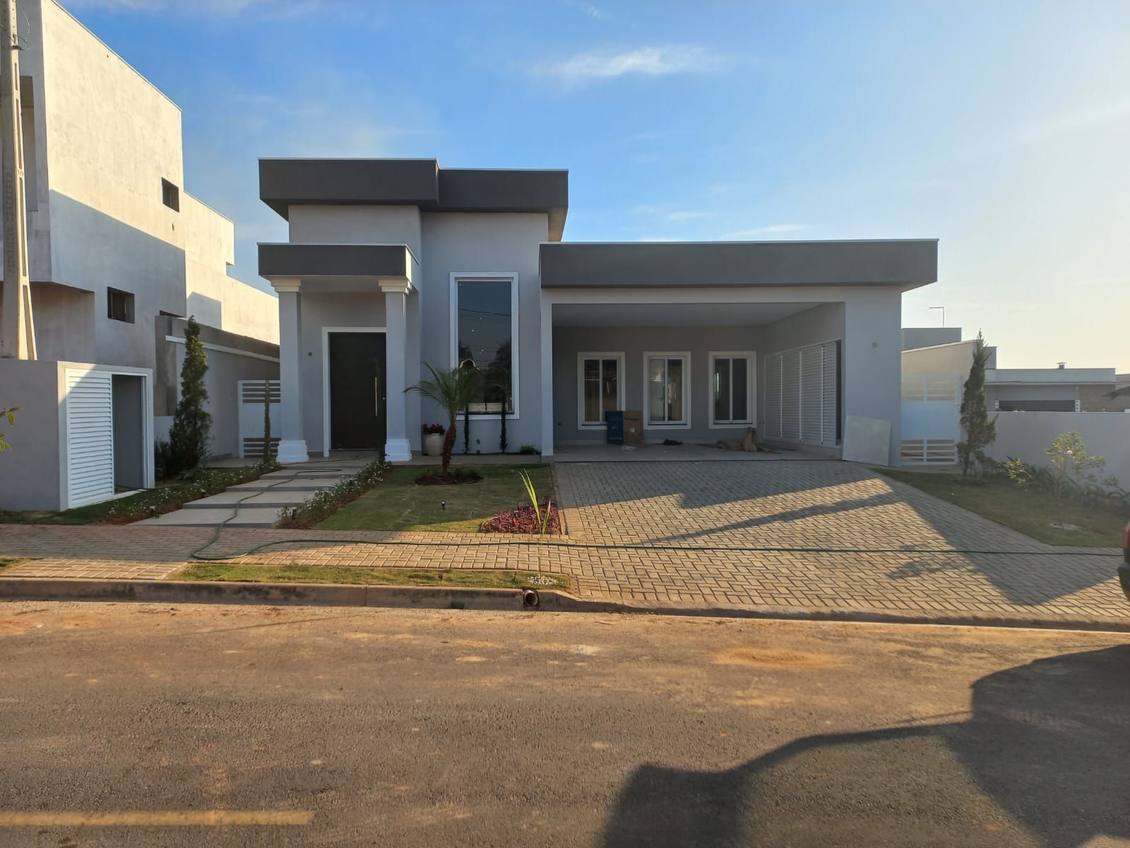 Casa térrea entregue em condomínio em Salto